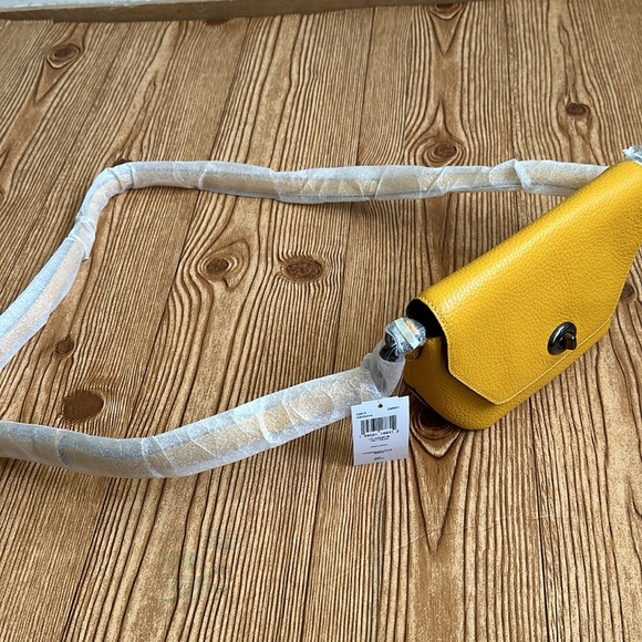 Coach Karlee Crossbody - Picture 2 of 11